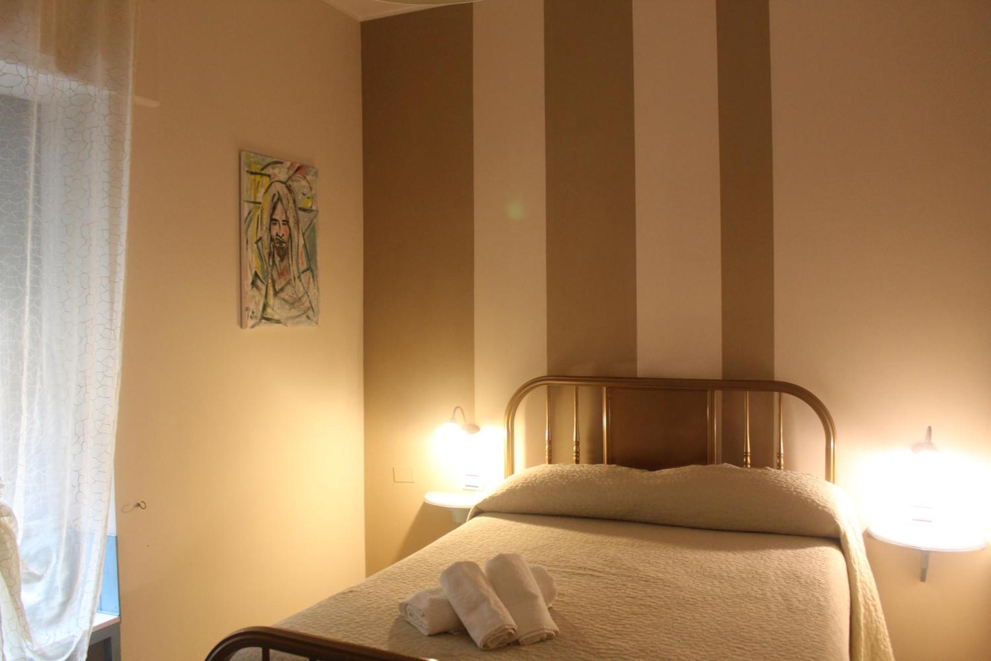 Donna Melina Bed & Breakfast Mileto Bagian luar foto