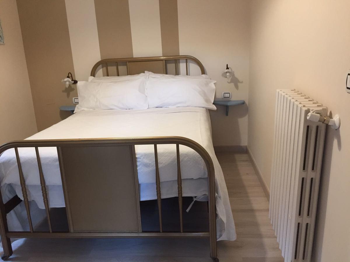 Donna Melina Bed & Breakfast Mileto Bagian luar foto